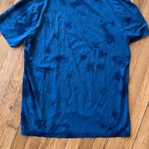 Men’s Lululemon Shirt